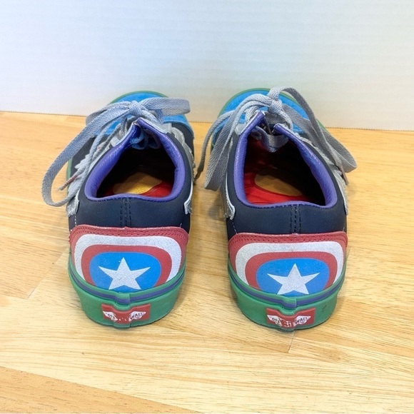 Size 5.5 VANS MARVEL The Avengers Captain America - Picture 3 of 8
